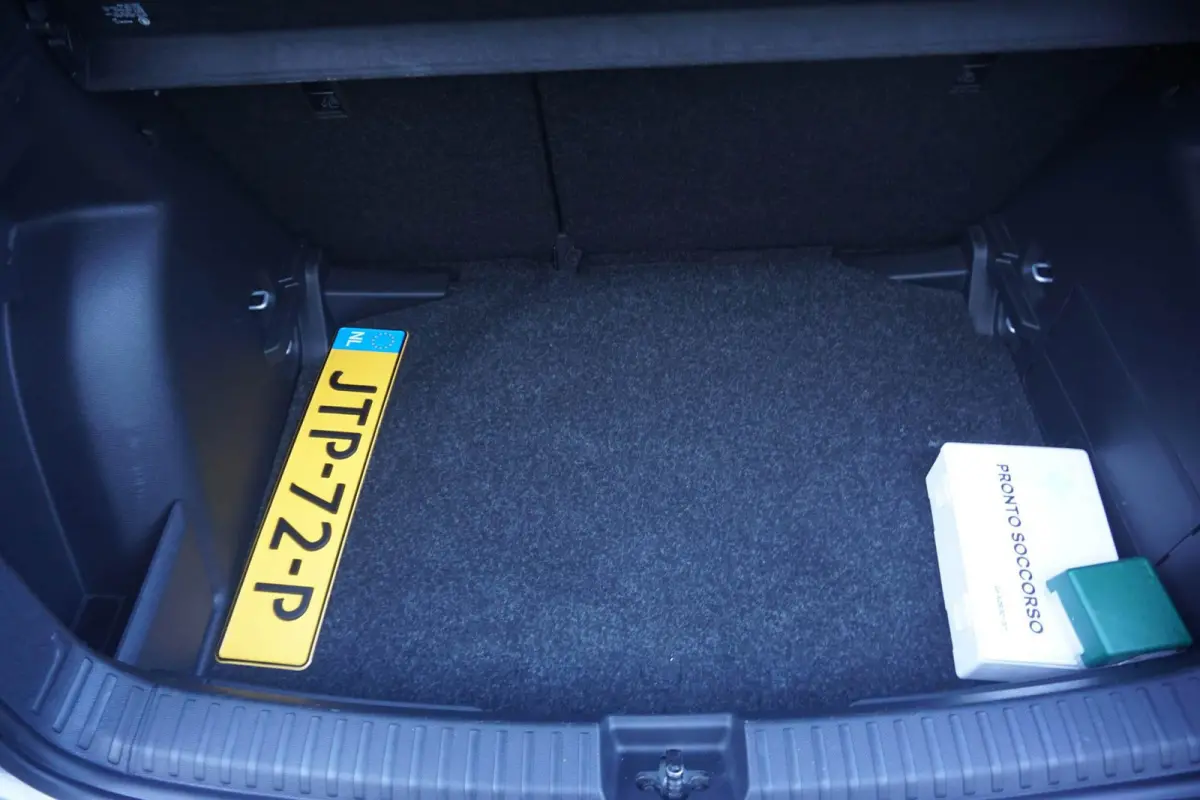 1.0 TSI 95pk Business Edition | Cruise Control | Stoelverwarming | Smart Link