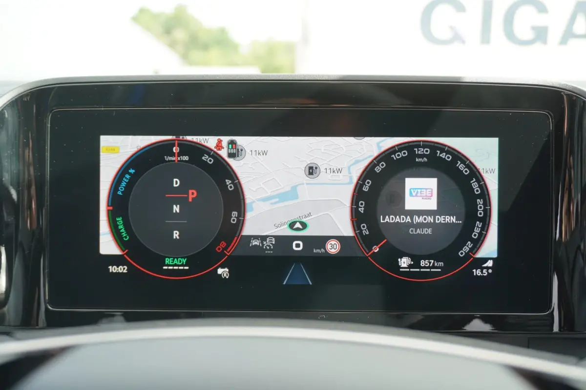 1.5 TSI 204pk PHEV Sportline Business | Panoramadak | 20" Velgen