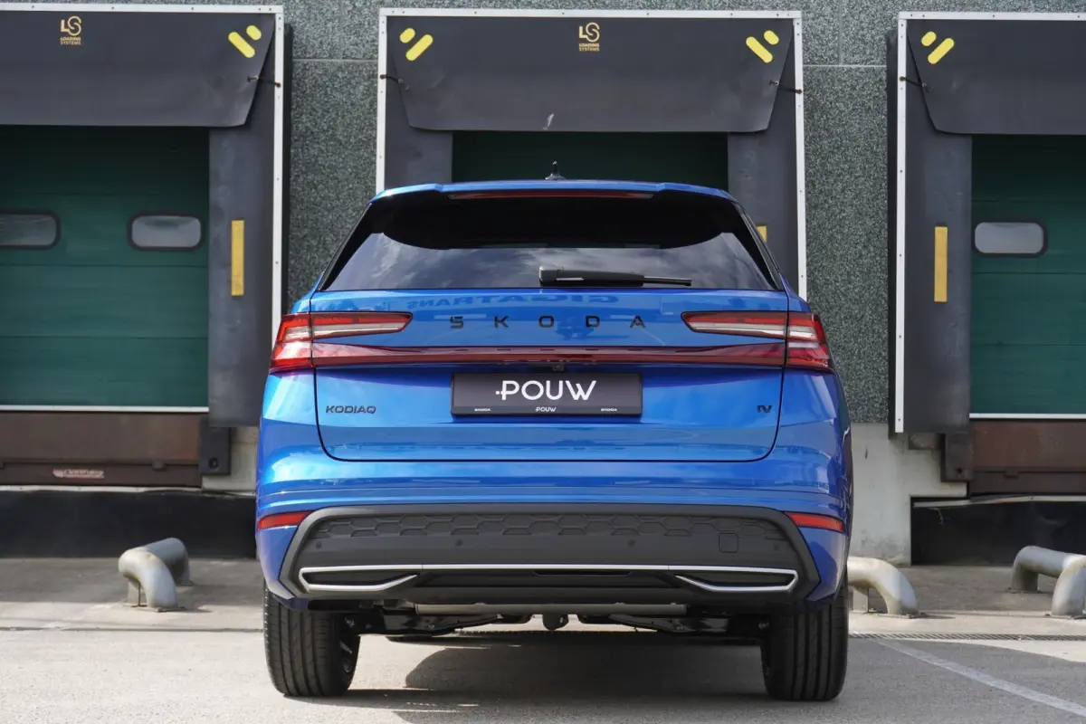 1.5 TSI 204pk PHEV Sportline Business | Panoramadak | 20" Velgen