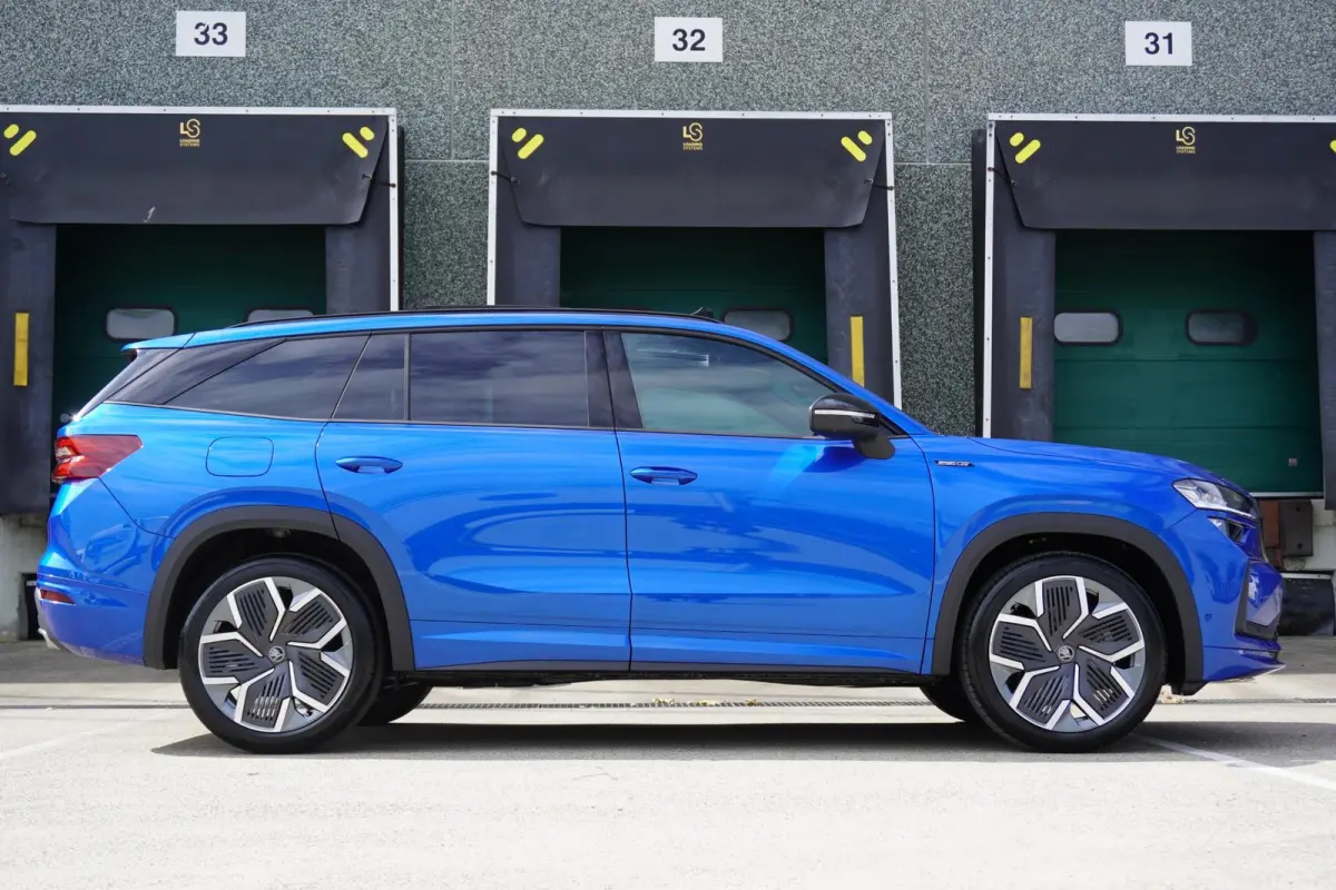 1.5 TSI 204pk PHEV Sportline Business | Panoramadak | 20" Velgen