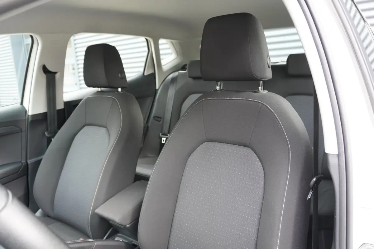 1.0 EcoTSI 95pk Style | Climatronic | FullLink | PDC Achter