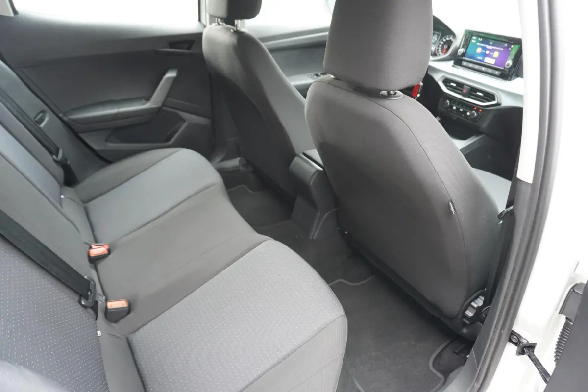1.0 EcoTSI 95pk Style | Climatronic | FullLink | PDC Achter