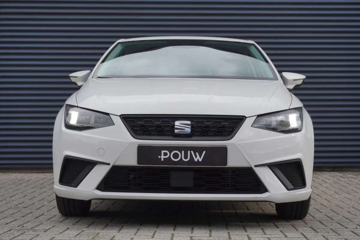 1.0 EcoTSI 95pk Style | Climatronic | FullLink | PDC Achter