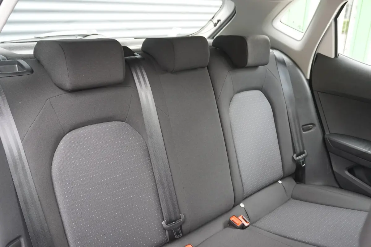 1.0 EcoTSI 95pk Style | Climatronic | FullLink | PDC Achter