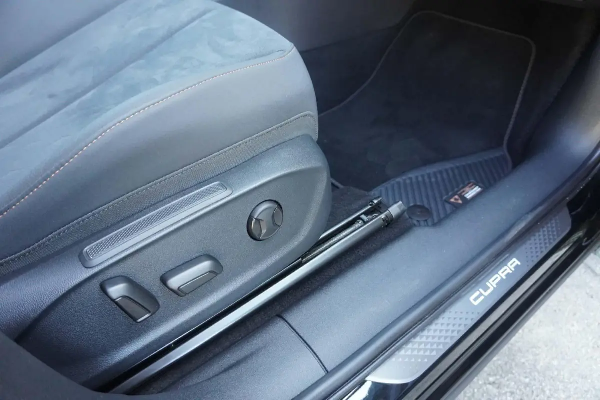 1.5 TSI e-Hybrid 272pk VZ Performance | Panoramadak | Trekhaak | Sennheiser | HUD | 360* Camera