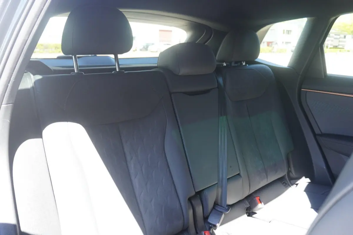 1.5 TSI e-Hybrid 272pk VZ Performance | Panoramadak | Trekhaak | Sennheiser | HUD | 360* Camera