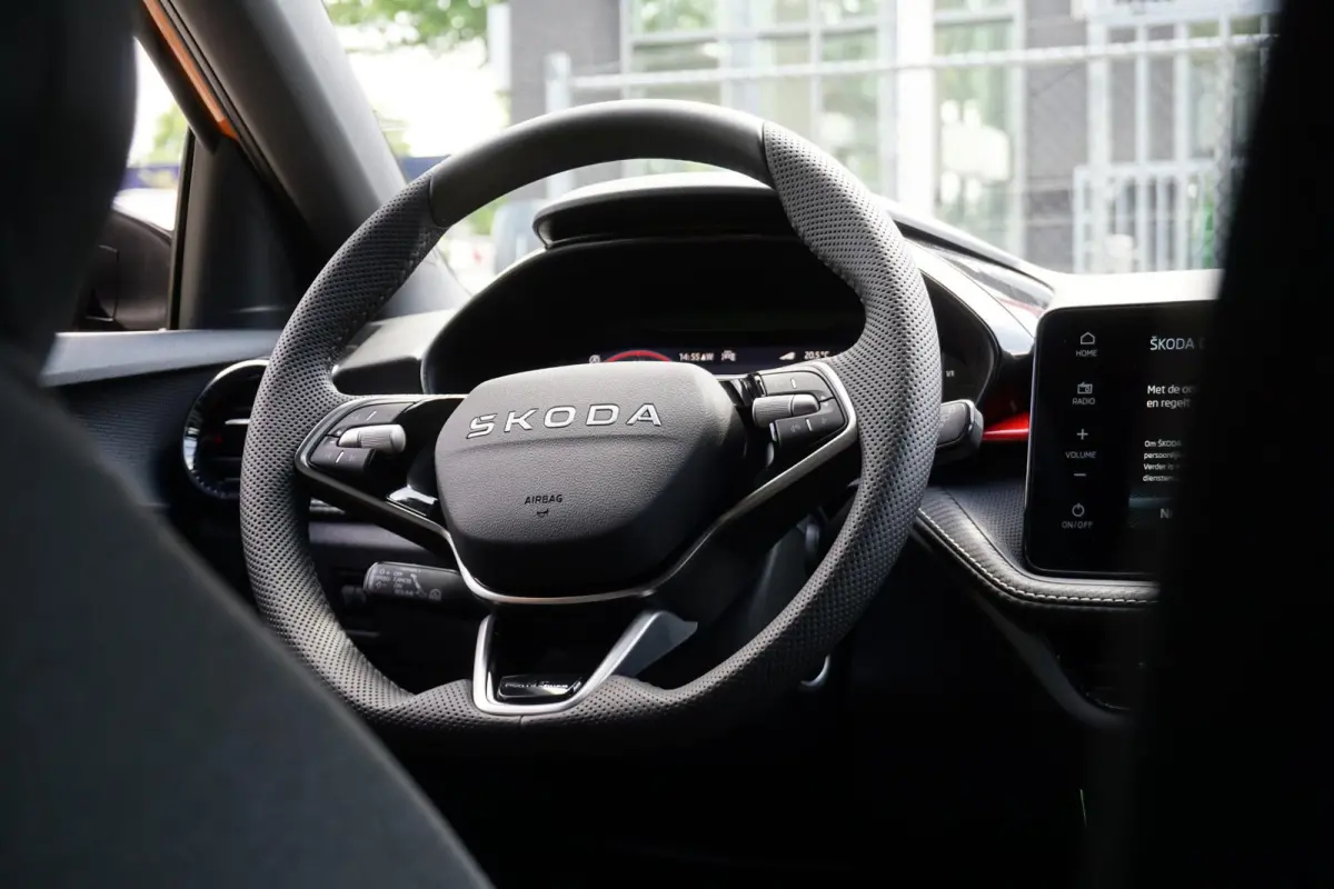 1.0 TSI 115pk DSG Monte Carlo | Navigatie | Adaptive Cruise | Stoelverwarming