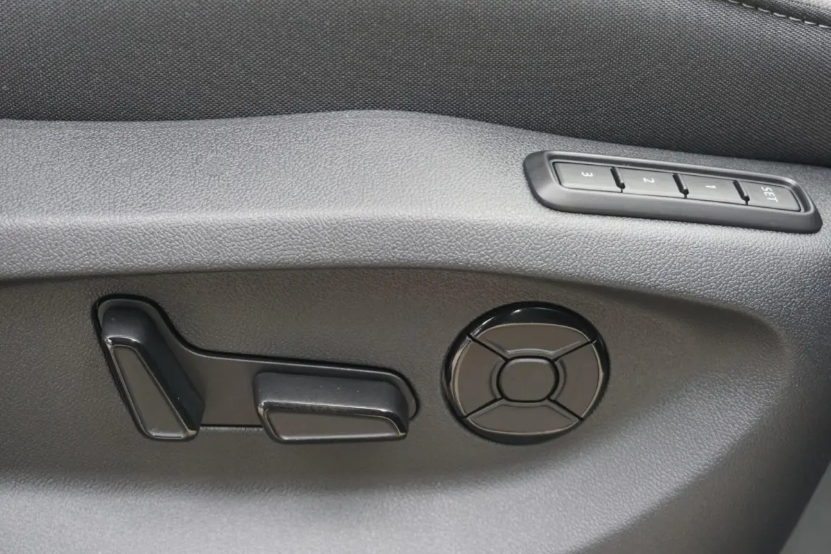 1.5 TSI 150pk DSG MHEV Sportline Business 7p | Trekhaak Pakket | Comfort Pakket