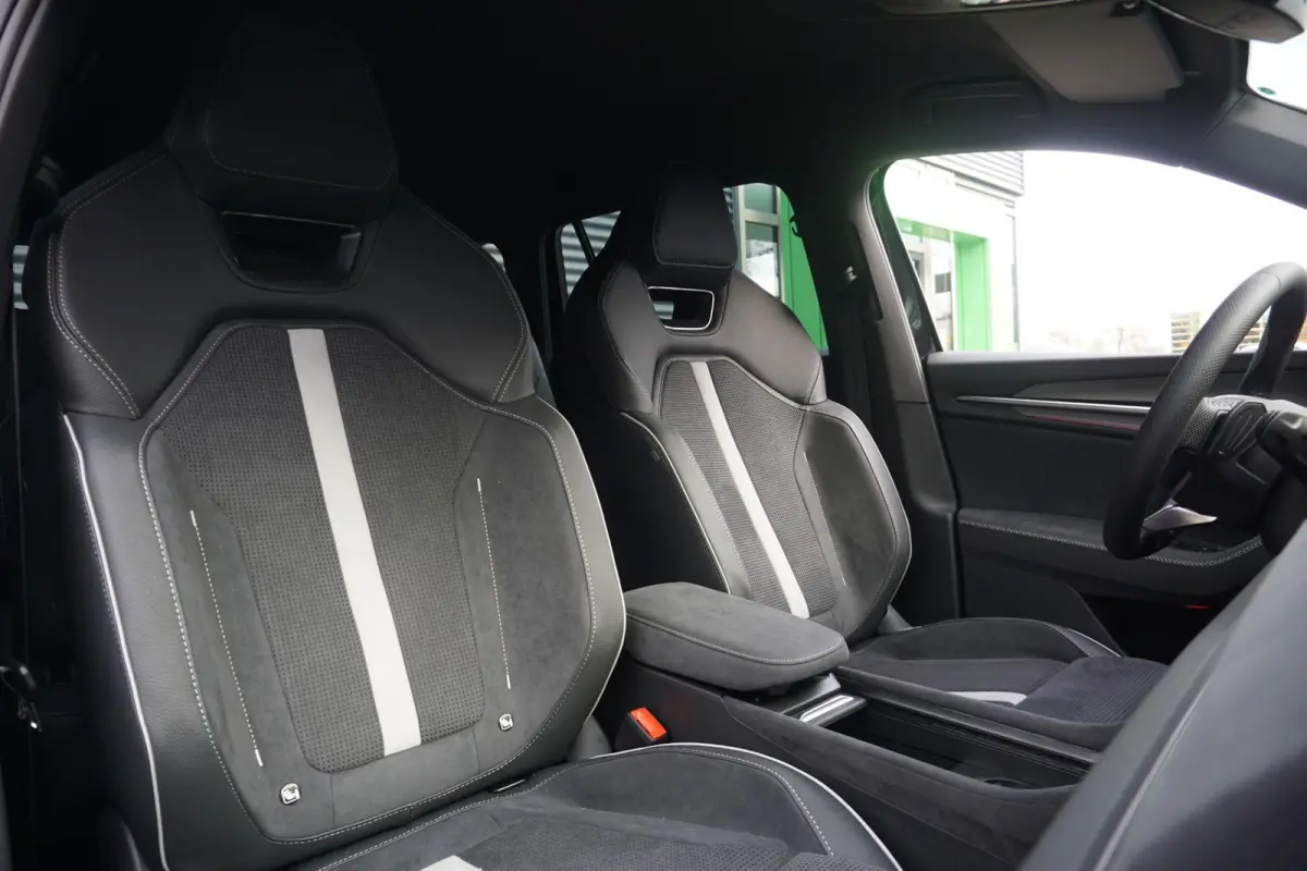 1.5 TSI 150pk DSG MHEV Sportline Business 7p | Trekhaak Pakket | Comfort Pakket