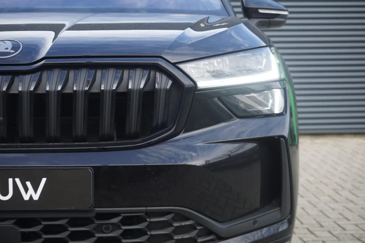1.5 TSI 150pk DSG MHEV Sportline Business 7p | Trekhaak Pakket | Comfort Pakket
