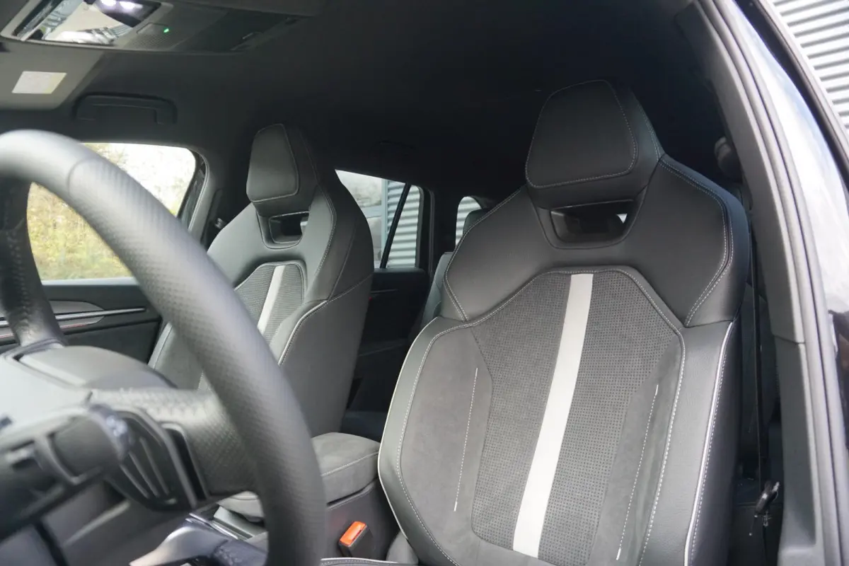 1.5 TSI 150pk DSG MHEV Sportline Business 7p | Trekhaak Pakket | Comfort Pakket