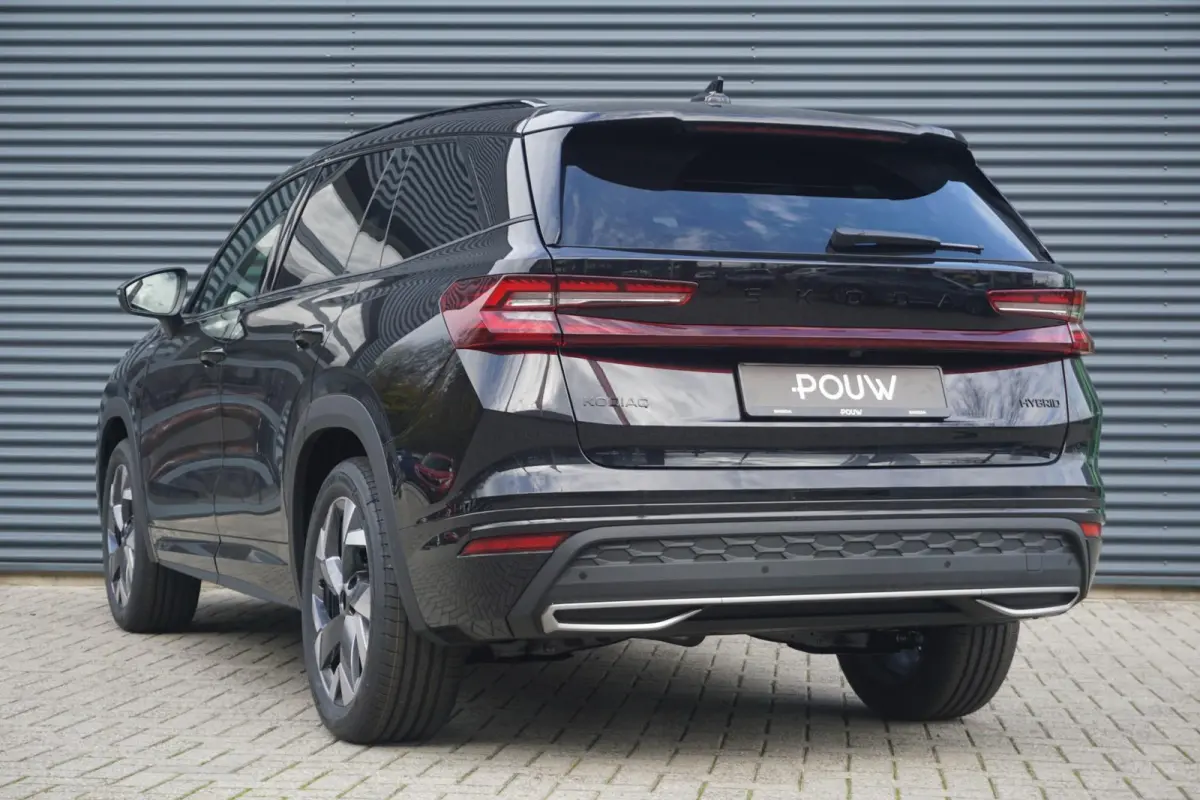 1.5 TSI 150pk DSG MHEV Sportline Business 7p | Trekhaak Pakket | Comfort Pakket