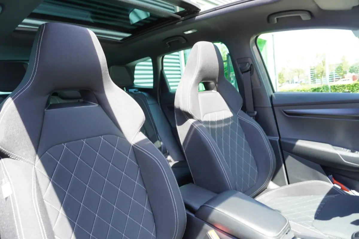 1.5 TSI 150pk DSG ACT Sportline Business | Panoramadak | Trekhaak | Stuur/Stoelverwarming | Adaptive Cruise