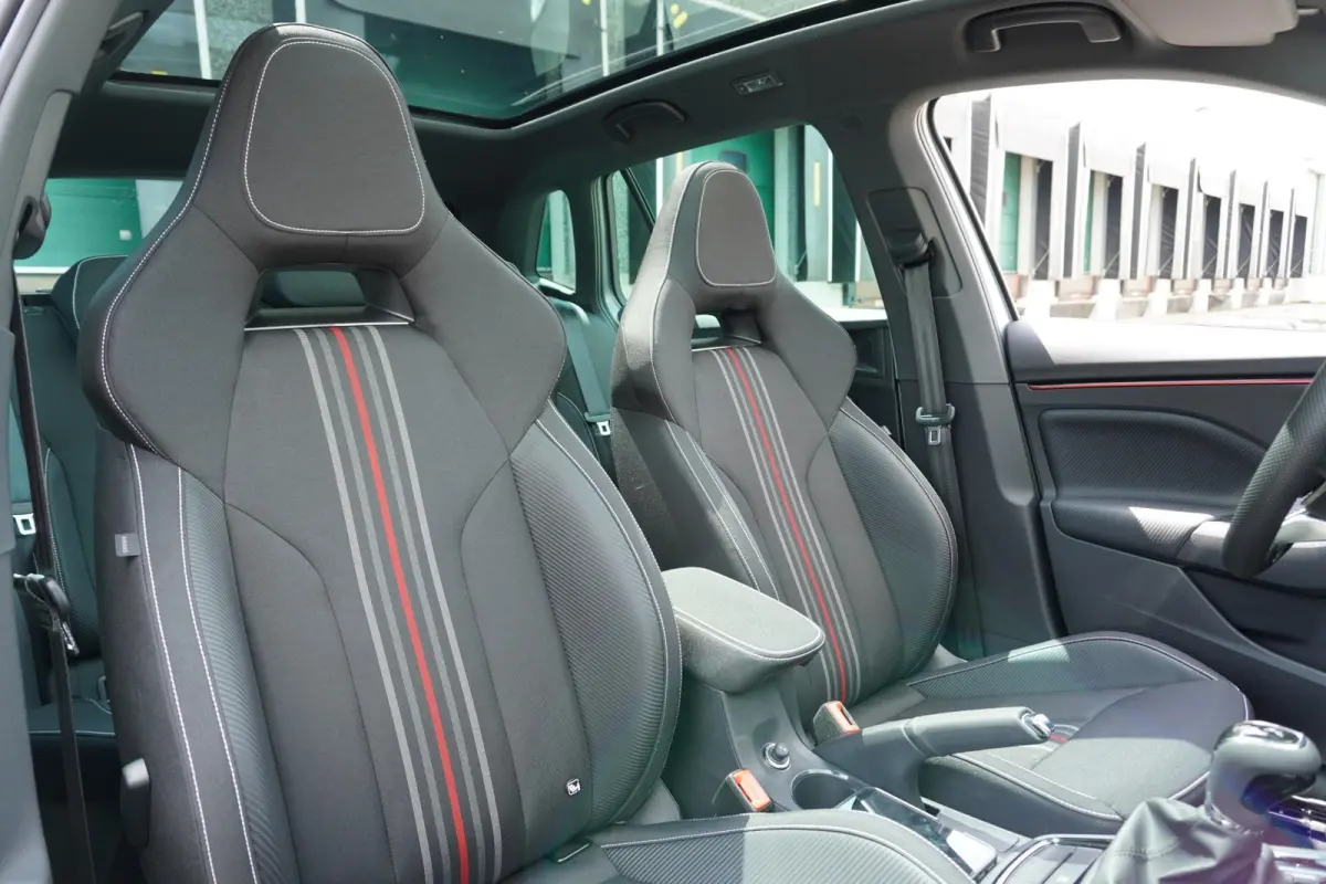 1.0 TSI 115pk Monte Carlo | Trekhaak Wegklapbaar | 18" Velgen
