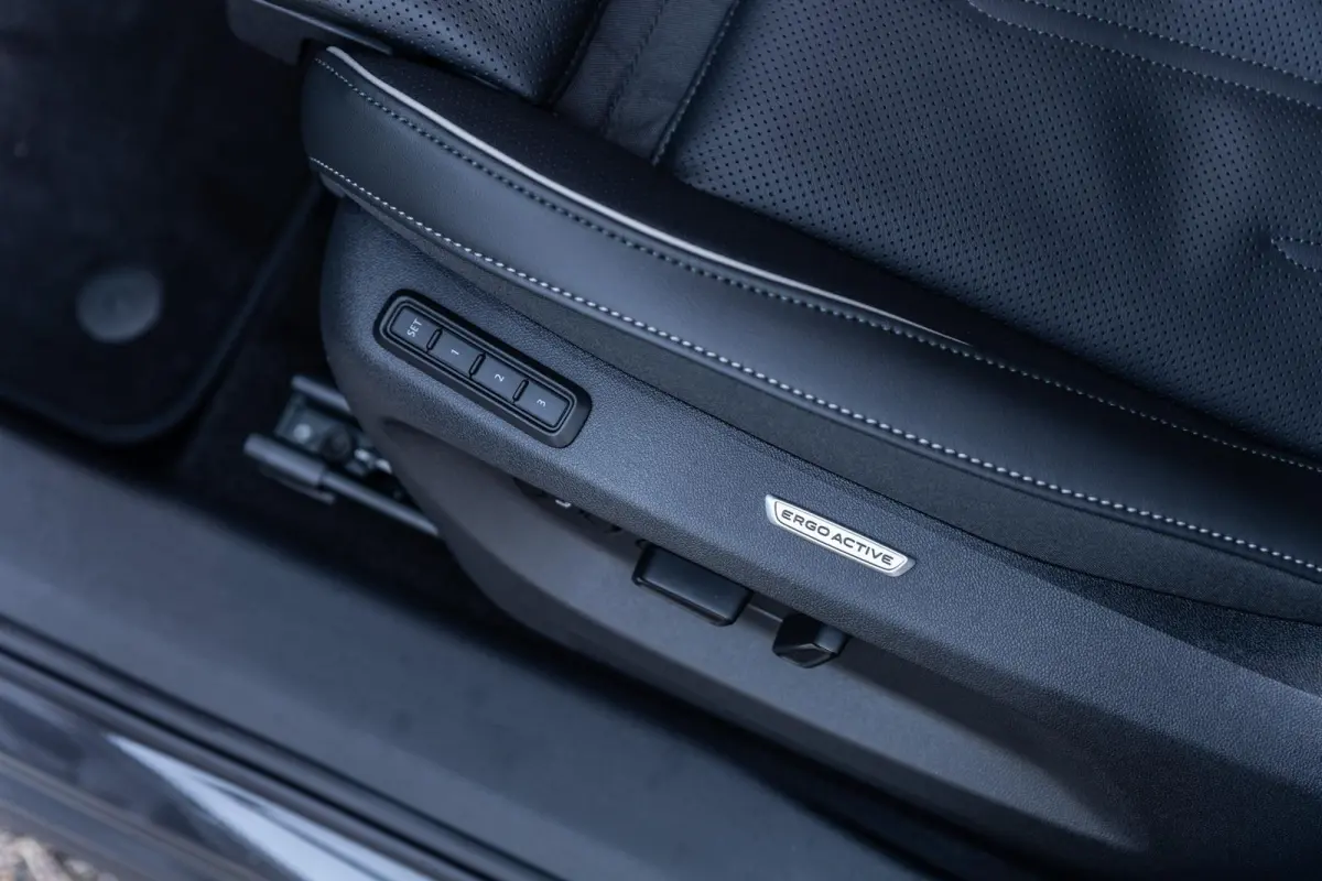 1.5 eHybrid 204pk DSG Life Edition | Interieur Style Pakket | Massage | 360 Camera