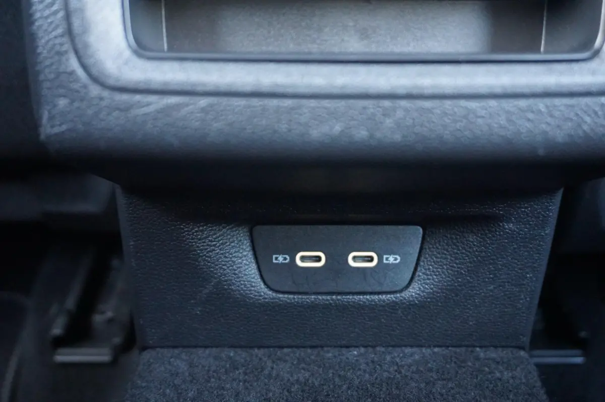 1.0 TSI 110pk Life | Navigatie | Apple Carplay & Android Auto | Navigatie |