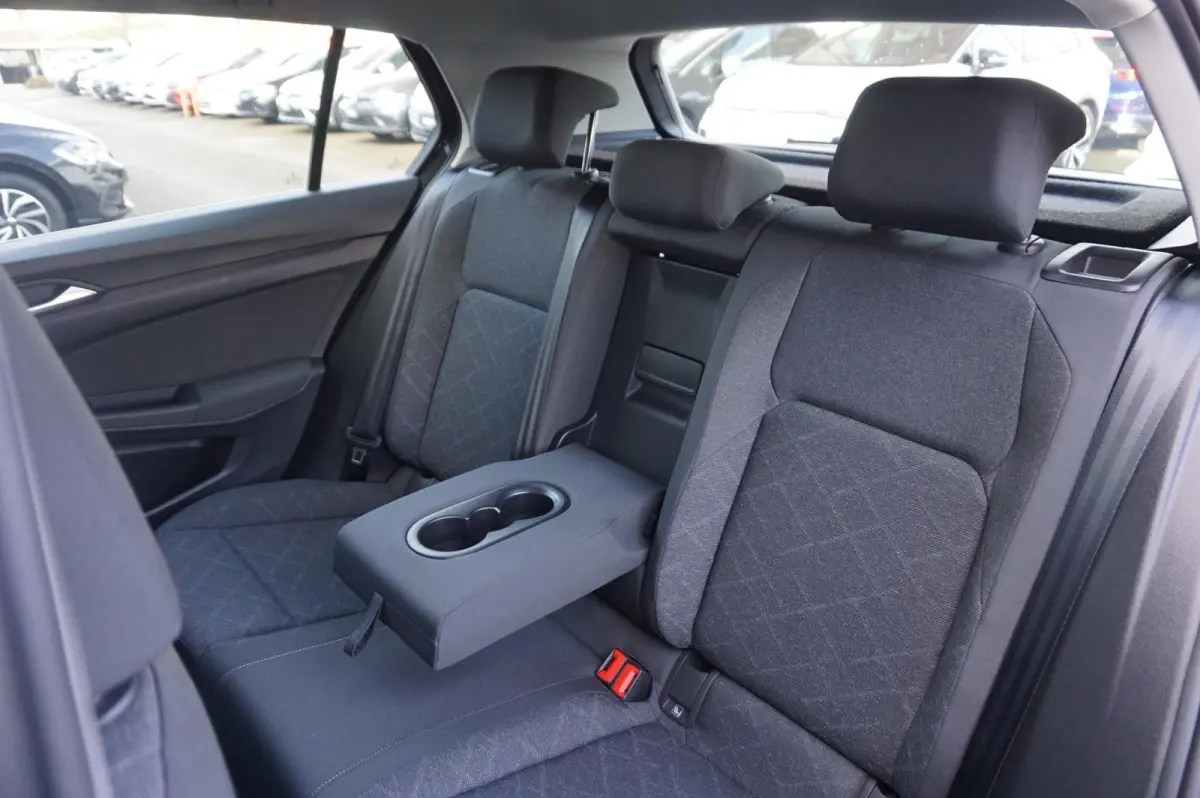 1.0 TSI 110pk Life | Navigatie | Apple Carplay & Android Auto | Navigatie |