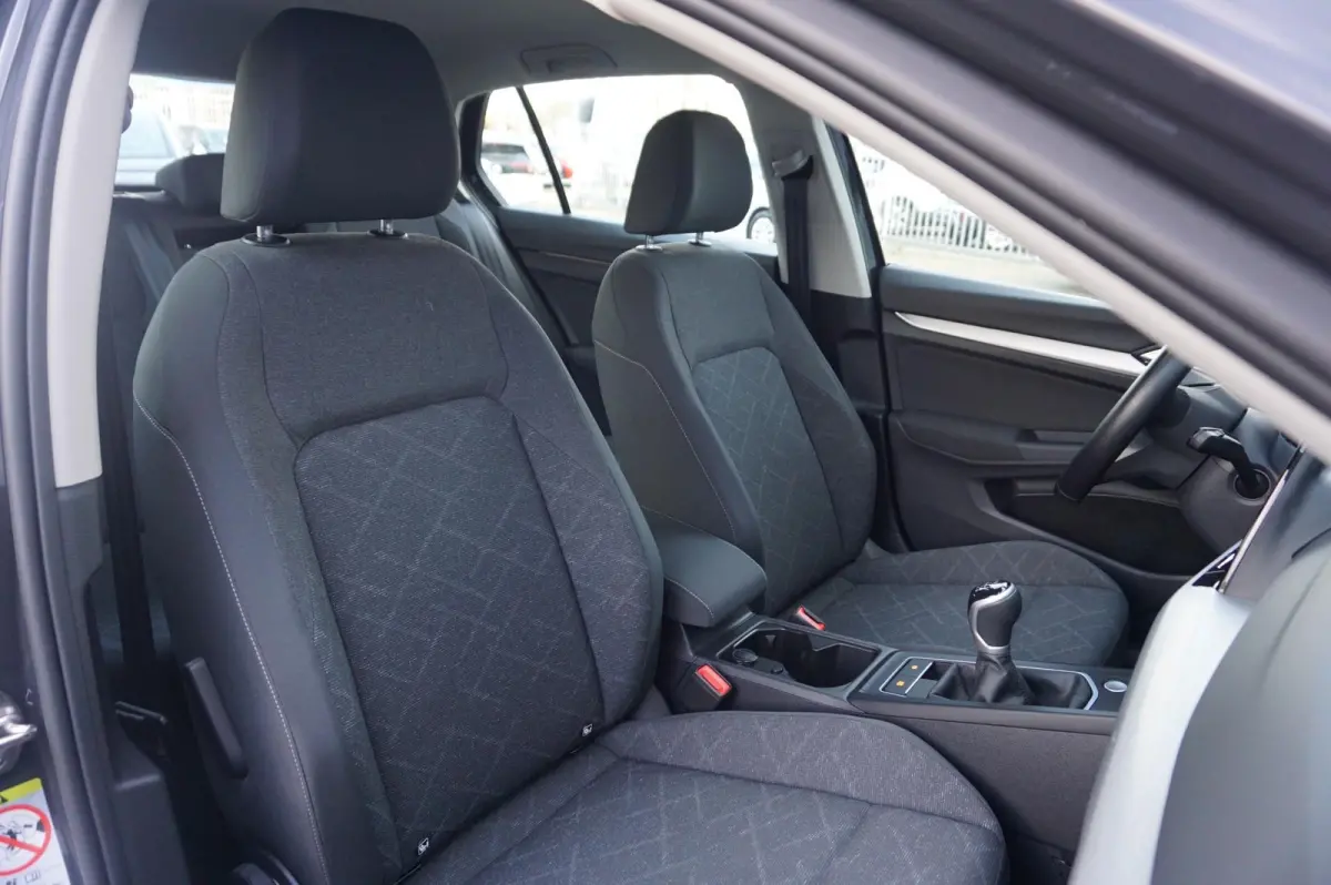 1.0 TSI 110pk Life | Navigatie | Apple Carplay & Android Auto | Navigatie |