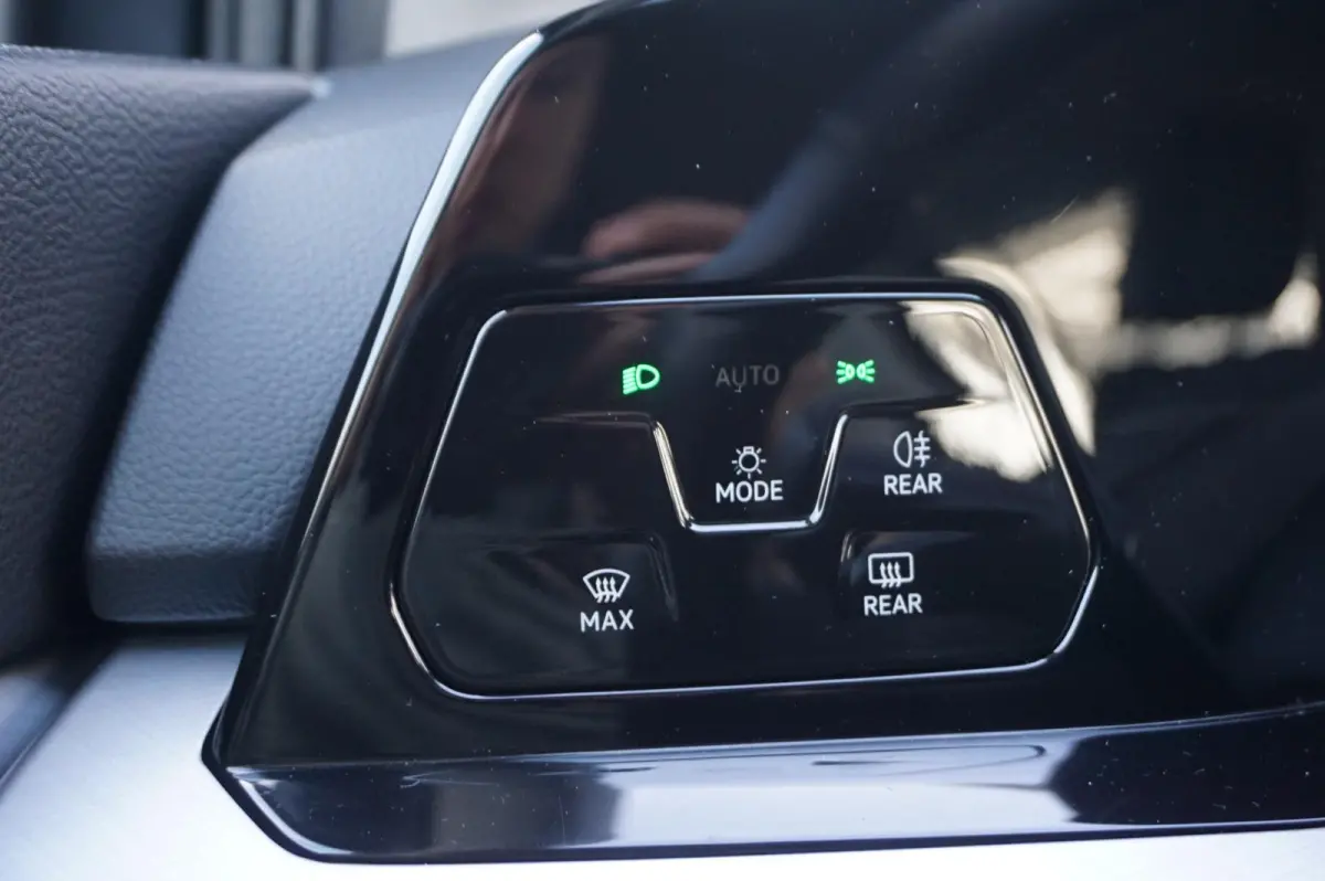 1.0 TSI 110pk Life | Navigatie | Apple Carplay & Android Auto | Navigatie |