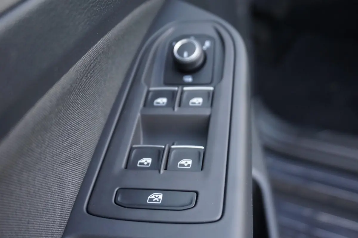 1.0 TSI 110pk Life | Navigatie | Apple Carplay & Android Auto | Navigatie |
