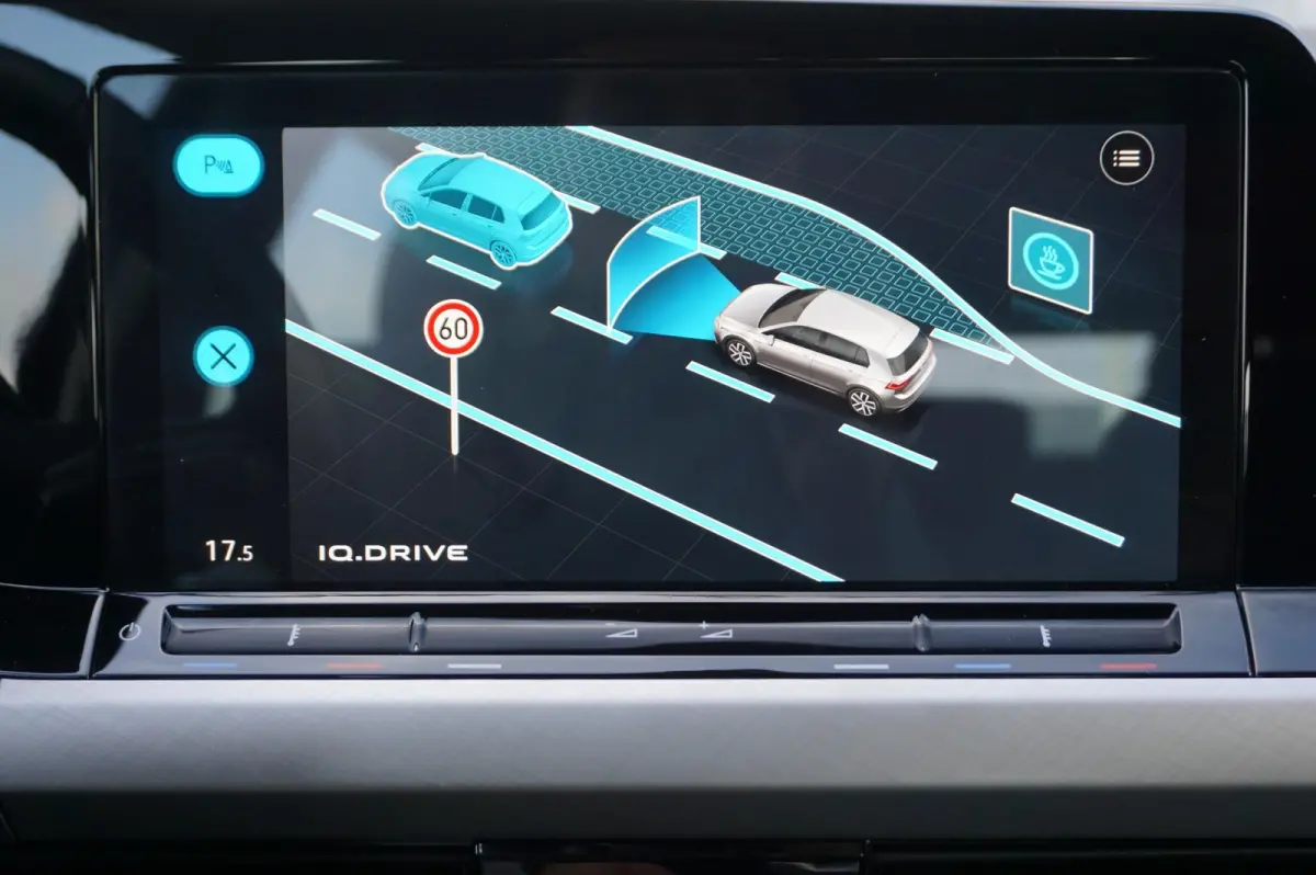1.0 TSI 110pk Life | Navigatie | Apple Carplay & Android Auto | Navigatie |