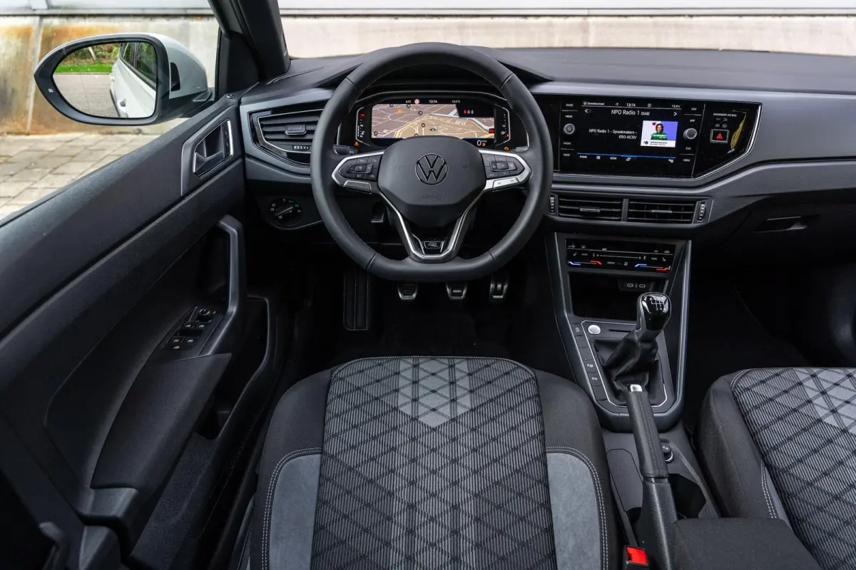 1.0 TSI 116pk R-Line Edition | Trekhaak Wegklapbaar | Assistentie Pakket