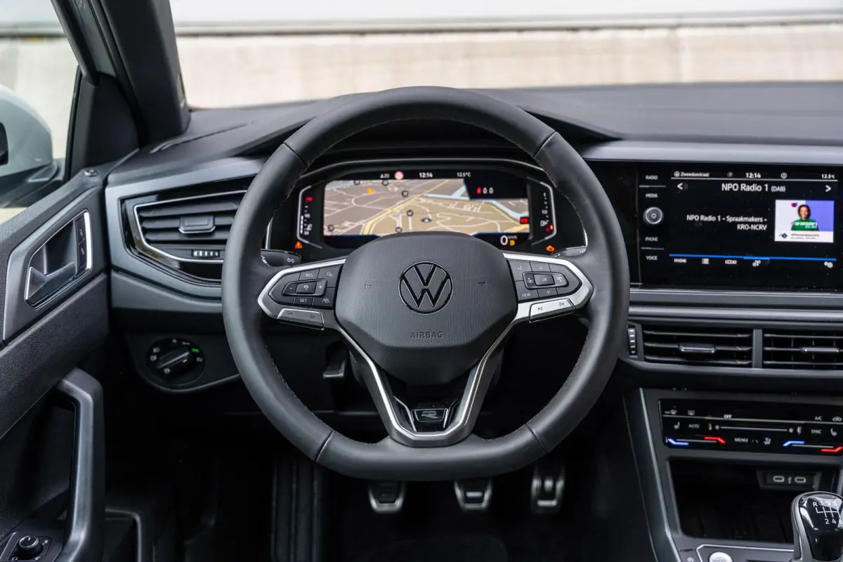 1.0 TSI 116pk R-Line Edition | Trekhaak Wegklapbaar | Assistentie Pakket