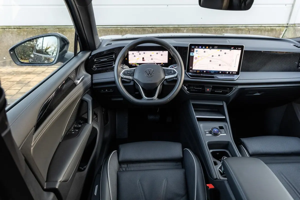 1.5 eHybrid 204pk DSG Life Edition | Interieur Style Pakket | Massage | 360 Camera