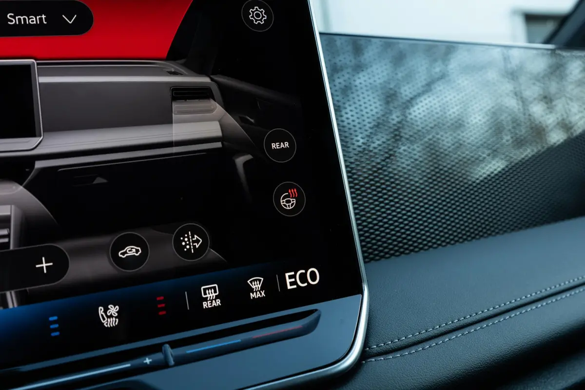 1.5 eHybrid 204pk DSG Life Edition | Interieur Style Pakket | Massage | 360 Camera