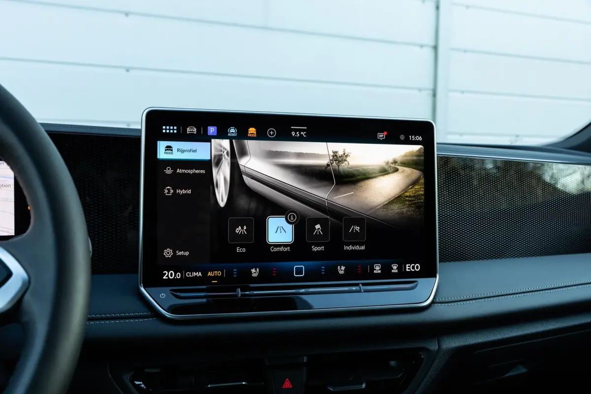 1.5 eHybrid 204pk DSG Life Edition | Interieur Style Pakket | Massage | 360 Camera