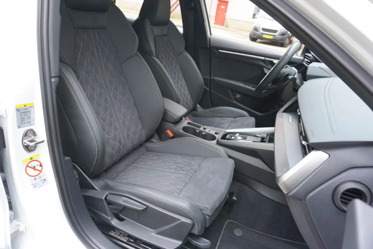 45 TFSIe 245pk PHEV S edition Competition | SoH 92% | Panoramadak | Keyless | Camera | Matrix | Navigatie | Stoelverwarming