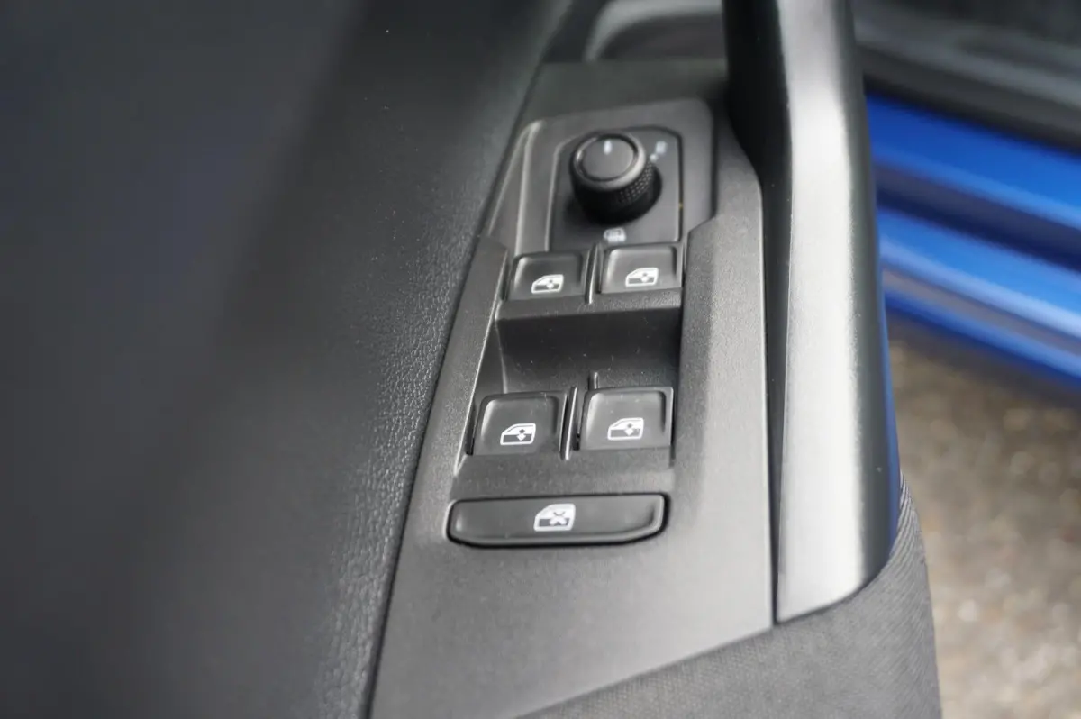 1.0 TSI 95pk Comfortline | Apple Carplay & Android Auto | Airco | DAB+