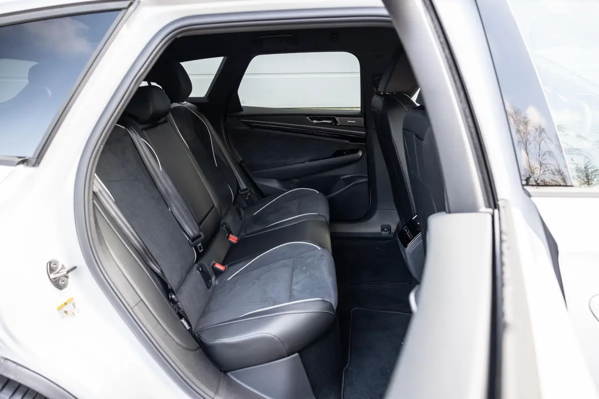 Pro Business 286pk 77 kWh | 360 Camera | Cruise Control Adaptief