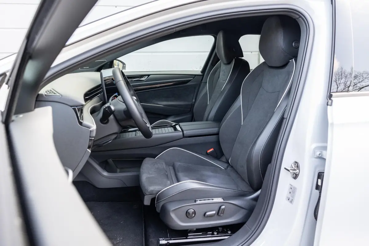 Pro Business 286pk 77 kWh | 360 Camera | Cruise Control Adaptief