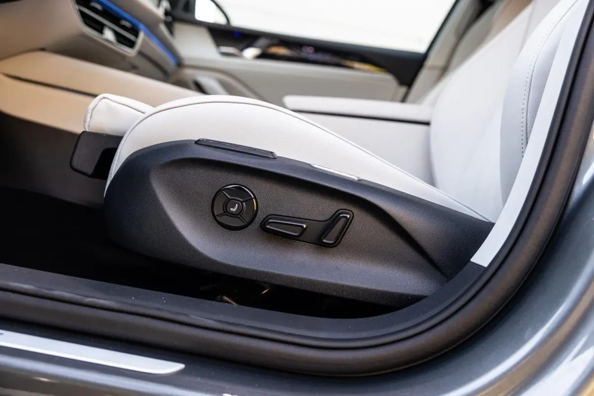 1.5 eHybrid 204pk DSG Elegance Business | Panoramadak | Trekhaak | Massage | Harman Kardon