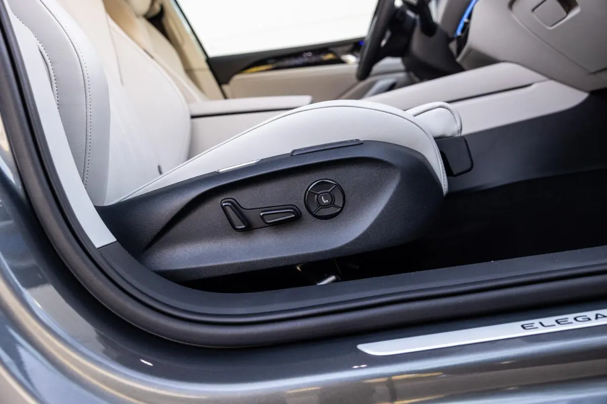 1.5 eHybrid 204pk DSG Elegance Business | Panoramadak | Trekhaak | Massage | Harman Kardon