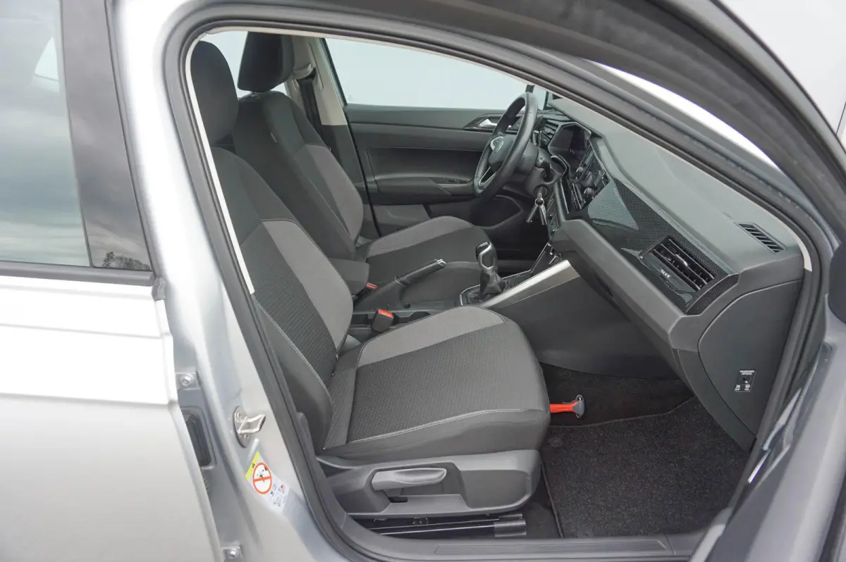 1.0 TSI 95pk Life | Apple Carplay & Android Auto | Parkeersensoren V+A | Adaptive Cruise