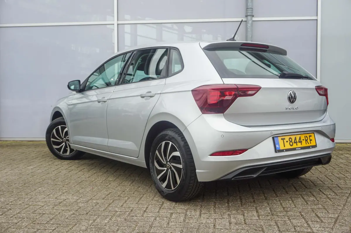 1.0 TSI 95pk Life | Apple Carplay & Android Auto | Parkeersensoren V+A | Adaptive Cruise