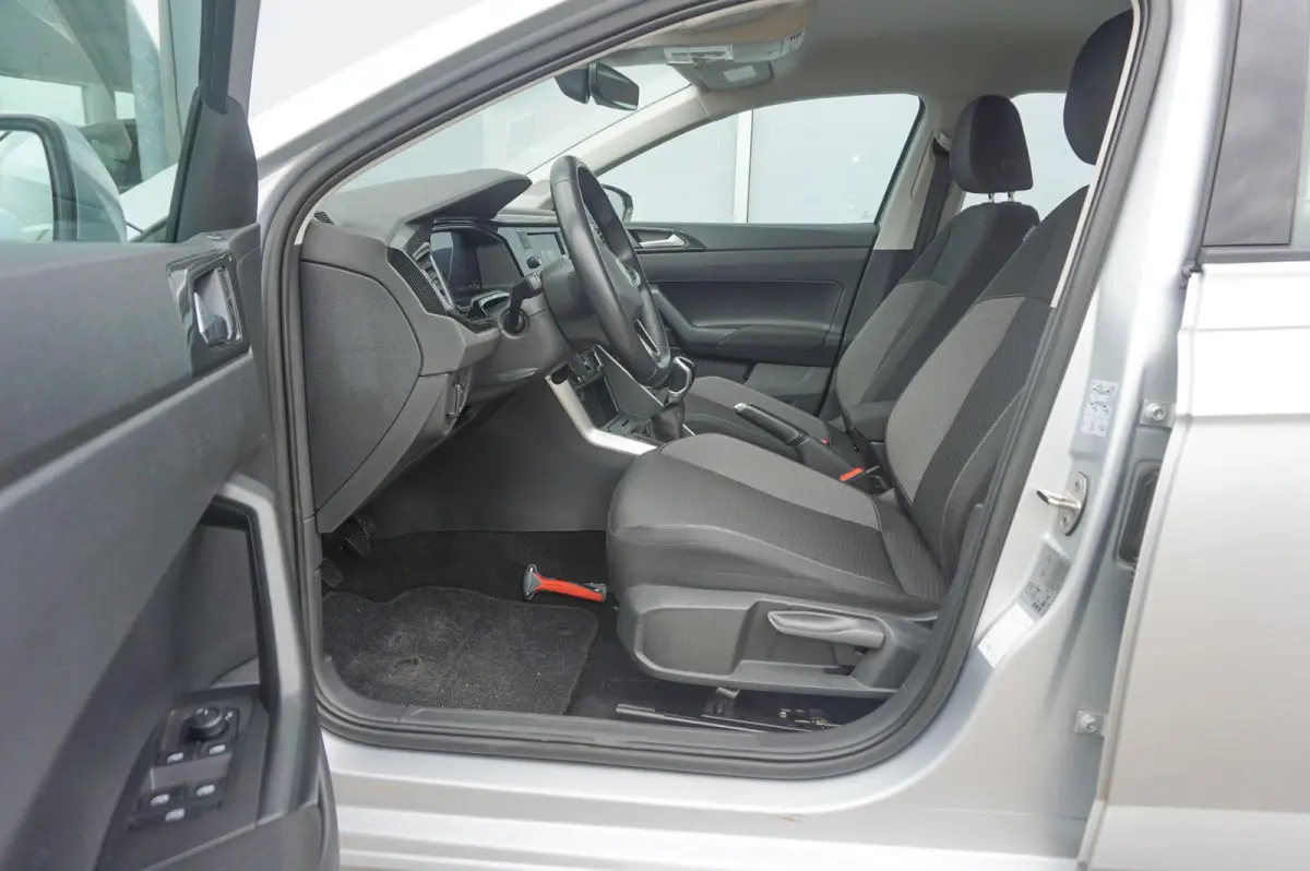 1.0 TSI 95pk Life | Apple Carplay & Android Auto | Parkeersensoren V+A | Adaptive Cruise