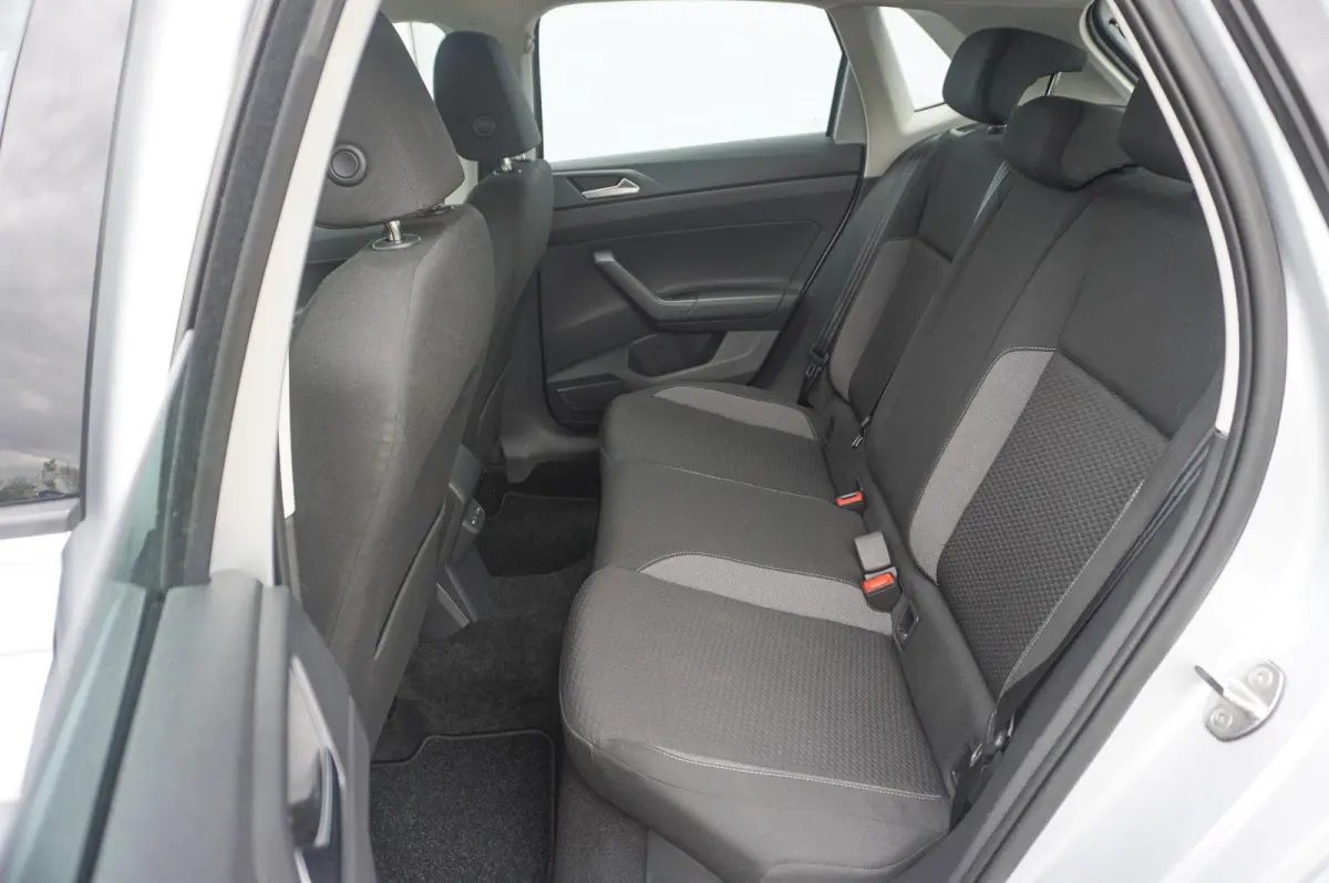 1.0 TSI 95pk Life | Apple Carplay & Android Auto | Parkeersensoren V+A | Adaptive Cruise