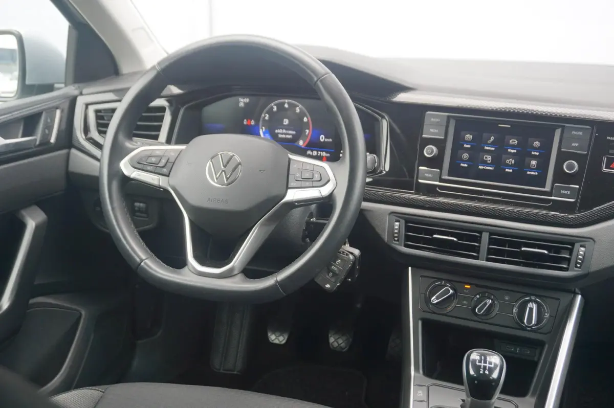 1.0 TSI 95pk Life | Apple Carplay & Android Auto | Parkeersensoren V+A | Adaptive Cruise