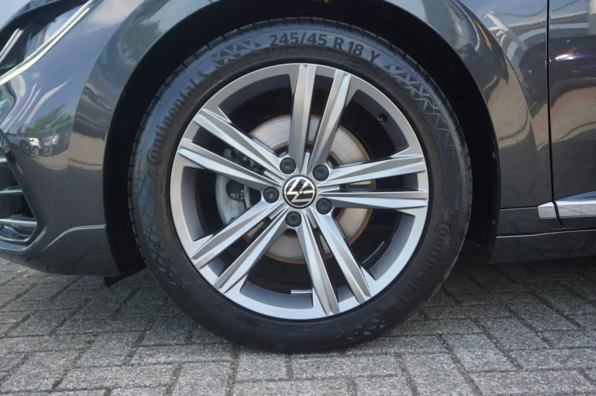 2.0 TSI 190pk DSG R-Line Business+ | Adaptive Cruise | Achterbank Verwarmd | Navigatie