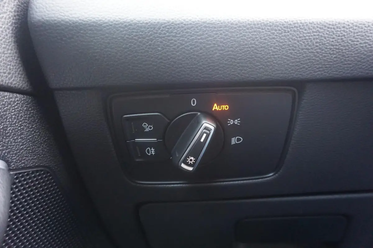 2.0 TSI 190pk DSG R-Line Business+ | Adaptive Cruise | Achterbank Verwarmd | Navigatie