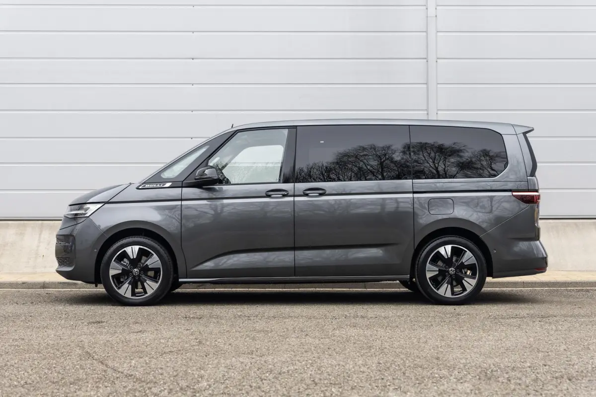 1.5 eHybrid 245pk L2 Bulli Edition | Velgen 19'' | Soundsysteem ''Harman Kardon''