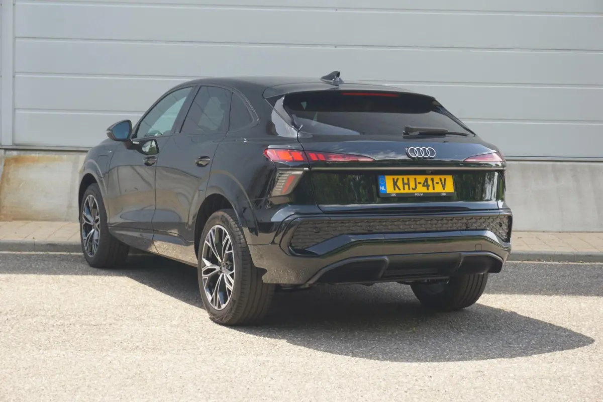 1.5 e-hybrid 272pk S edition | Techniekpakket Plus | 19" Velgen