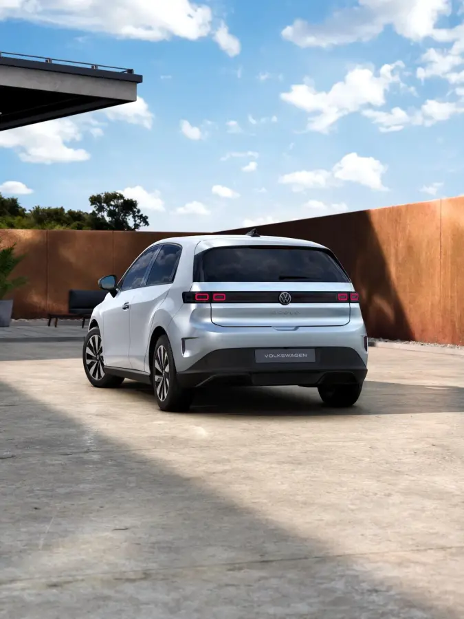 211pk Life First Edition 52 kWh | 17" Velgen | Stoelverwarming