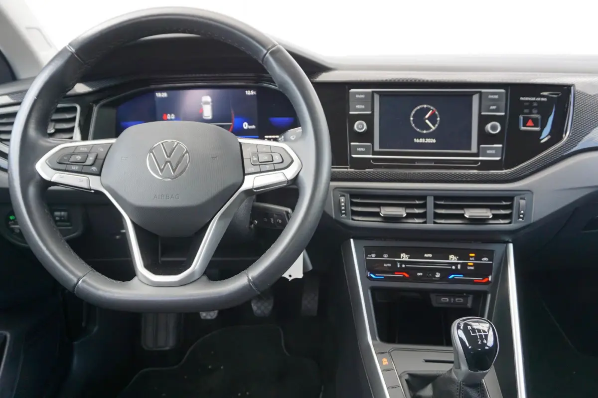 1.0 TSI 95pk Life | Apple Carplay & Android Auto | Parkeersensoren V+A | Climatronic
