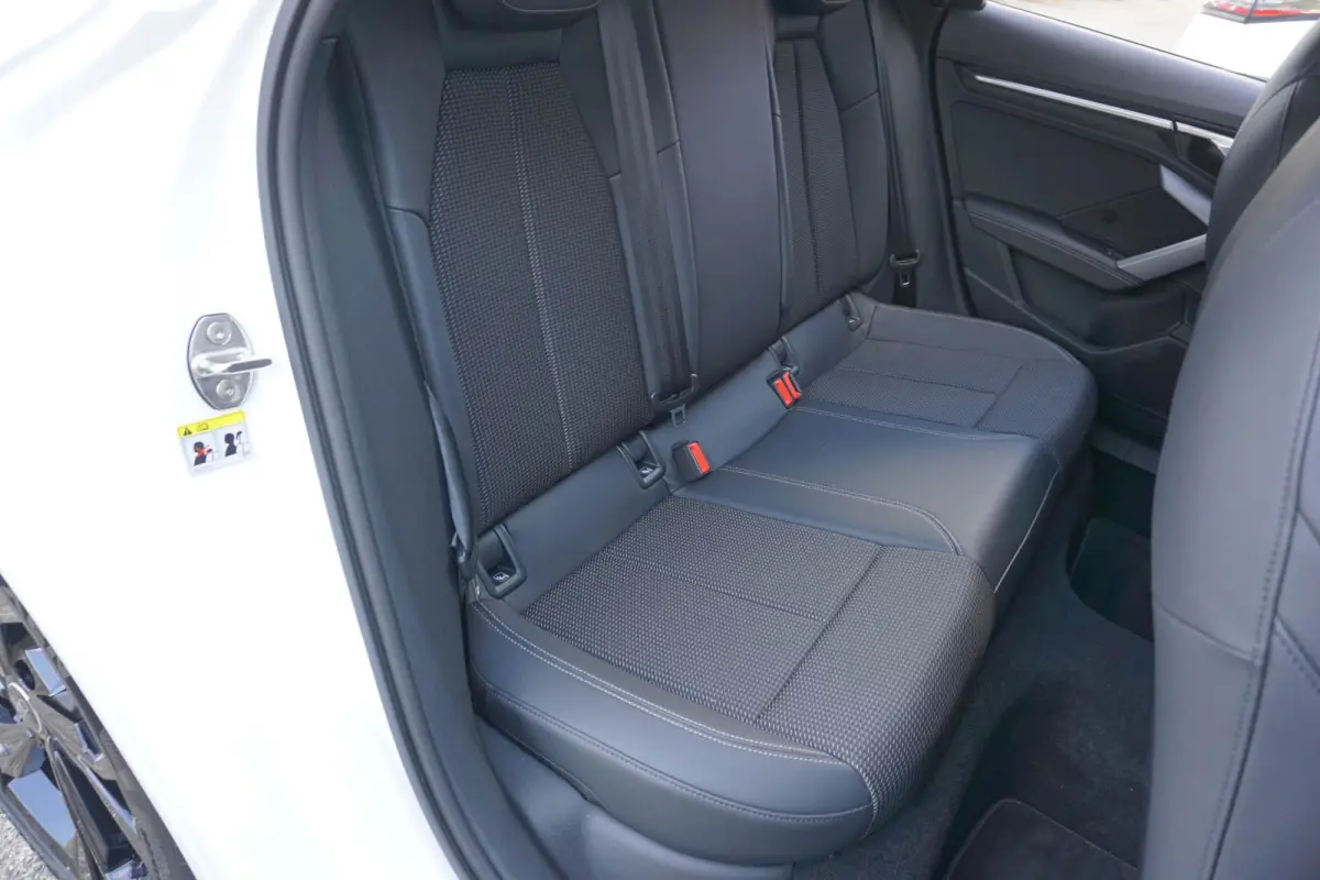 45 TFSIe 272pk S Edition Competition | SoH 100% | Camera | Keyless |  Elek.Best.Stoel | Stoelverwarming | PDC | Navigatie