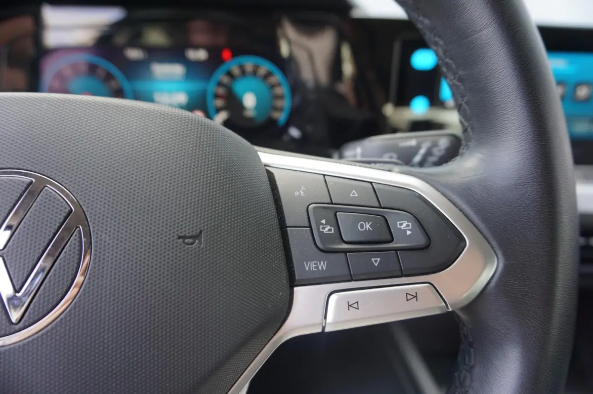 1.0 eTSI 110pk DSG Life | Apple Carplay & Android Auto | Parkeersensoren | Adaptive Cruise