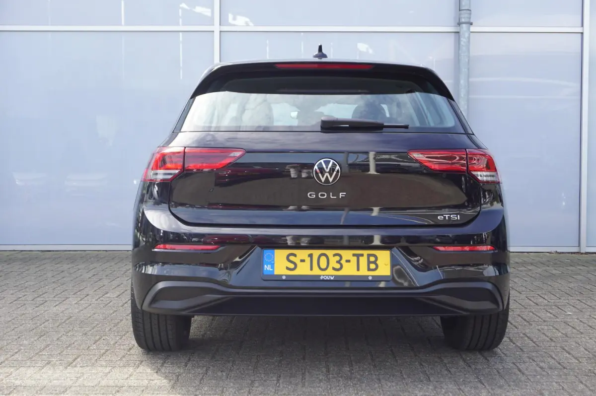 1.0 eTSI 110pk DSG Life | Apple Carplay & Android Auto | Parkeersensoren | Adaptive Cruise